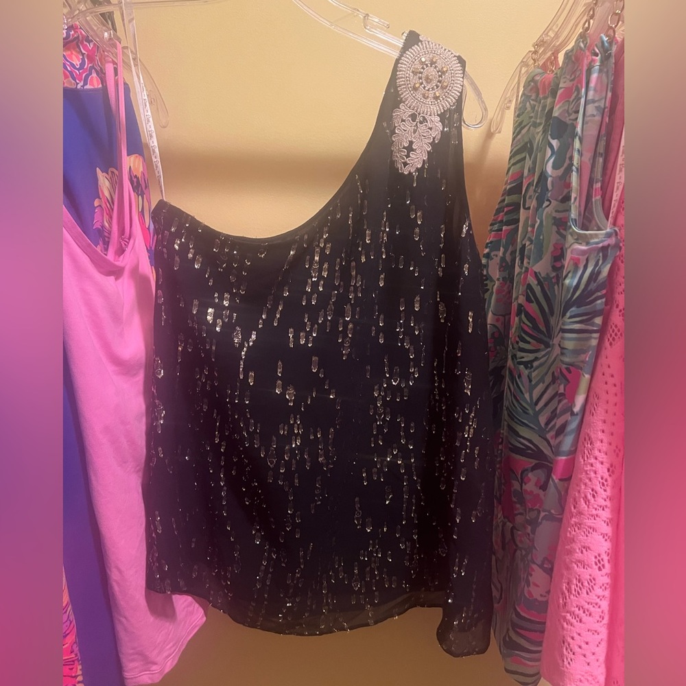 NWOT Black Siene one shoulder silk top size 00